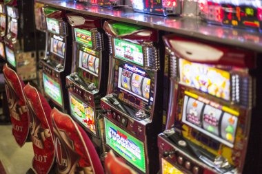 ks4d mobile app interface showing sportsbook and live casino options